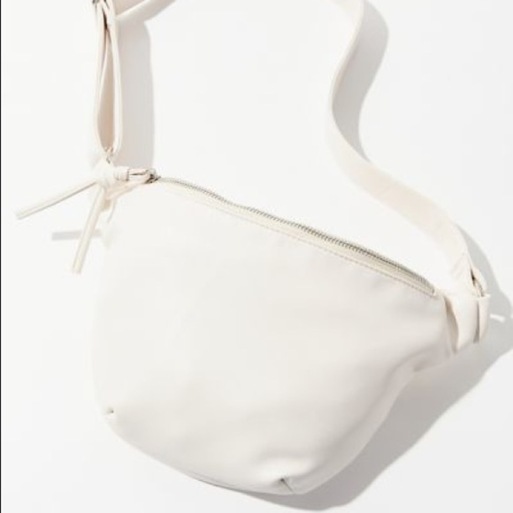 NWT UO White Alyssa Belt Bag